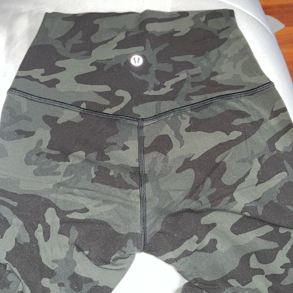 Lululemon Align Pant 28” Incognito Camo Multi Gator Green Size 2 - Picture 10 of 10